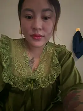 Lina-Naughty online show from April 2026 06:03:01 AM