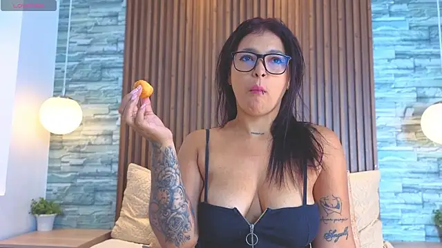 Mia milf x online show from June 2026 11:22:02 AM