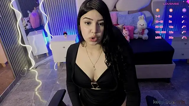Snapshot of ELA_TAY1 chatting on April 2026 01:42:02 AM ELA TAY1 online show from April 2026 01:42:02 AM