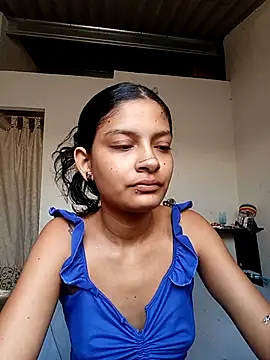 Lyra Siren online show from May 2026 02:33:01 PM