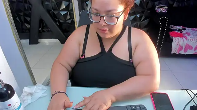 Snapshot of AbbyRogers1 chatting on April 2026 03:28:02 PM AbbyRogers1 online show from April 2026 03:28:02 PM