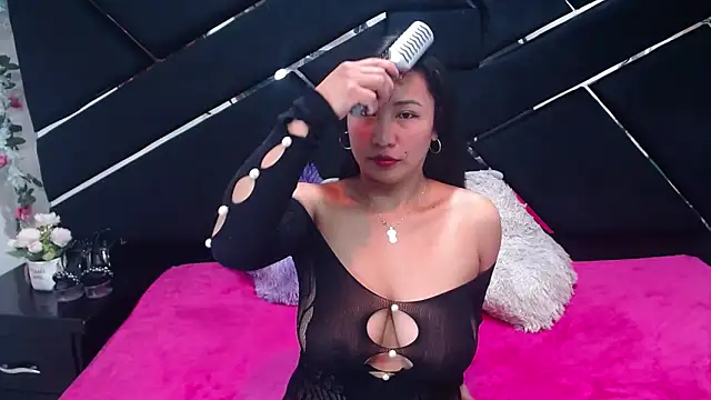 Snapshot of SalmaSantos_ chatting on May 2026 02:29:02 AM SalmaSantos online show from May 2026 02:29:02 AM