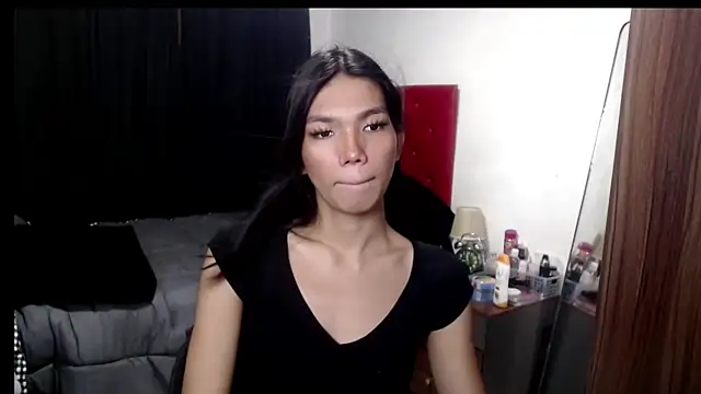hikarilust23xx online show from June 2026 04:23:01 PM
