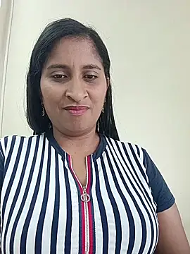 Snapshot of SofiaMendez1_ chatting on July 2026 01:48:01 PM SofiaMendez1 online show from July 2026 01:48:01 PM