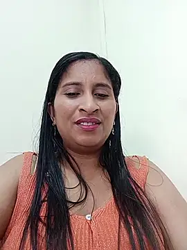 Snapshot of SofiaMendez1_ chatting on July 2026 01:28:01 PM SofiaMendez1 online show from July 2026 01:28:01 PM