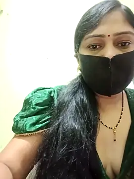 Snapshot of Pinki-girl chatting on May 2026 06:21:03 AM Pinki-girl online show from May 2026 06:21:03 AM