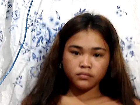 Snapshot of AsianPinay18 chatting on April 2026 10:42:02 PM AsianPinay18 online show from April 2026 10:42:02 PM