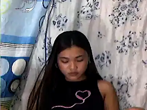Snapshot of AsianPinay18 chatting on May 2026 01:52:02 PM AsianPinay18 online show from May 2026 01:52:02 PM