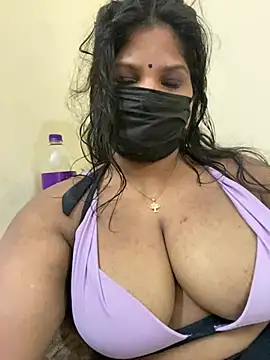 Snapshot of Shalu_naughty69 chatting on July 2026 07:01:02 AM Shalu naughty69 online show from July 2026 07:01:02 AM