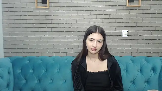 Snapshot of RebeccaMosc chatting on April 2026 07:28:01 AM RebeccaMosc online show from April 2026 07:28:01 AM