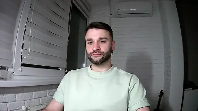 DaddySlava online show from April 2026 07:11:02 PM