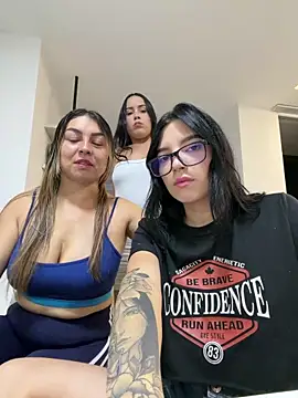 luna swee online show from April 2026 12:46:02 AM