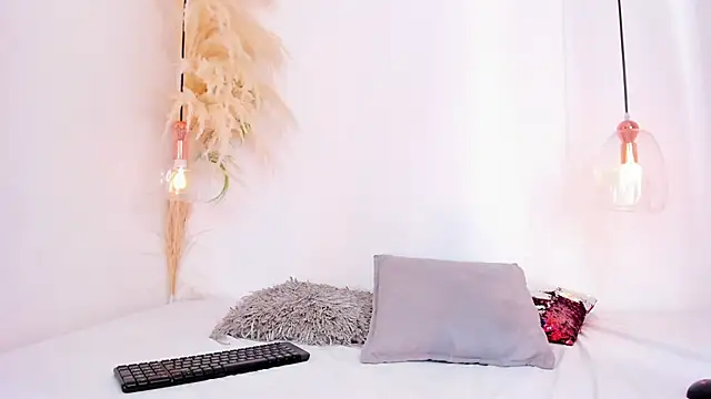 Alexa fox669 online show from May 2026 01:17:02 PM