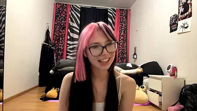 WifeAileen online show from May 2026 06:24:02 PM