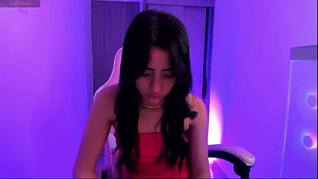 ISABELFORYOU03 online show from May 2026 01:33:01 AM