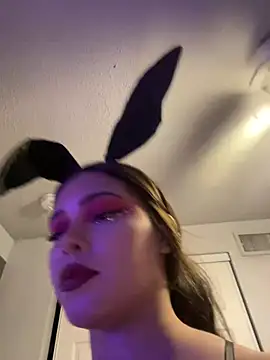 mariex83 online show from April 2026 02:51:02 AM