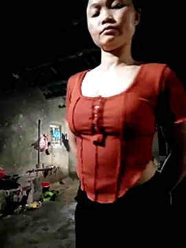 Tieuvy122 online show from April 2026 01:03:02 PM