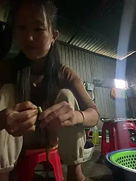 Huonglyna online show from May 2026 04:50:02 AM