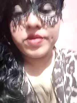 Maskedcurves online show from April 2026 05:51:02 AM