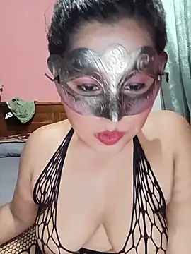 Maskedcurves online show from July 2026 04:05:01 PM