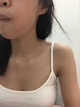 Yenlisu3Zie online show from May 2026 01:51:02 PM