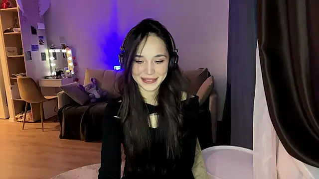 Elizabetswan online show from May 2026 09:52:02 PM