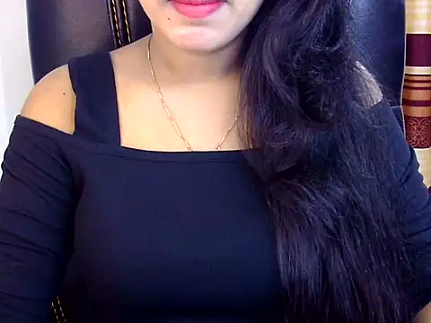 Noor Zarin online show from May 2026 07:52:01 PM