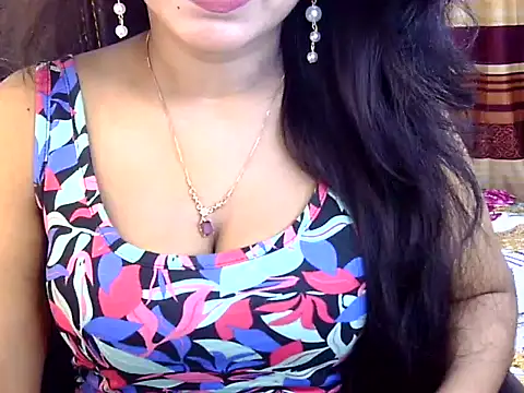 Noor Zarin online show from May 2026 07:52:02 PM