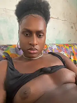 cremelyy online show from April 2026 06:05:02 PM