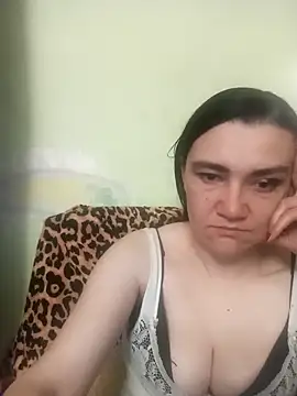 Snapshot of AlissaSecret chatting on April 2026 05:52:02 PM AlissaSecret online show from April 2026 05:52:02 PM