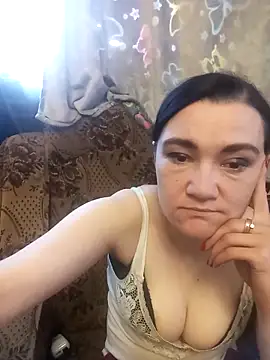 Snapshot of AlissaSecret chatting on May 2026 07:37:01 AM AlissaSecret online show from May 2026 07:37:01 AM