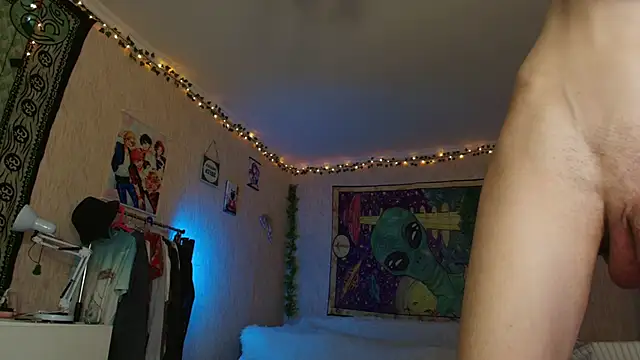 Snapshot of Evan_Ships chatting on June 2026 08:54:01 PM Evan Ships online show from June 2026 08:54:01 PM