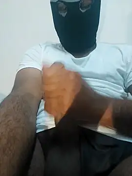 Snapshot of hamy_90 chatting on April 2026 12:32:02 PM hamy 90 online show from April 2026 12:32:02 PM