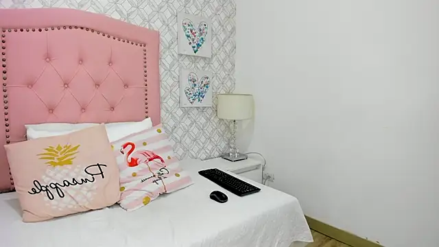 sofia martinez 9 online show from June 2026 07:13:01 PM