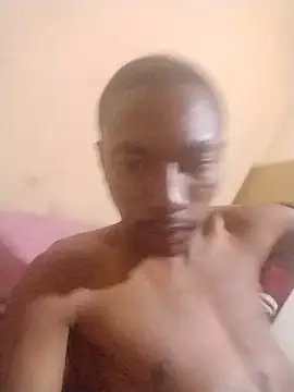 Snapshot of alphamale25 chatting on June 2026 02:35:01 AM alphamale25 online show from June 2026 02:35:01 AM