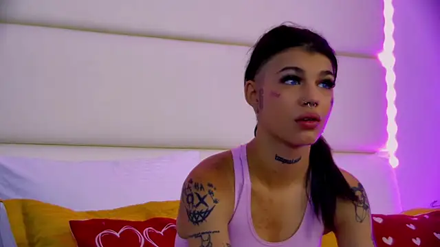 YasminnStorm online show from May 2026 04:08:02 AM
