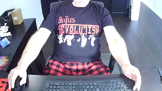 Shalun2000 online show from April 2026 03:16:01 PM