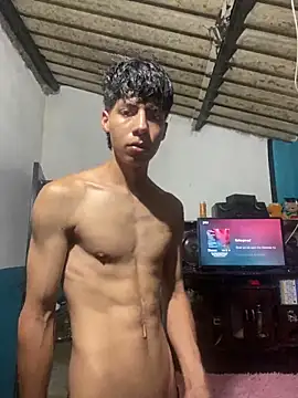 Snapshot of Nando-111 chatting on April 2026 05:44:01 PM Nando-111 online show from April 2026 05:44:01 PM