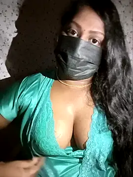 Romantic Woman online show from June 2026 07:47:01 PM
