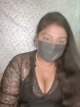 Snapshot of Romantic_Woman chatting on June 2026 05:23:02 AM Romantic Woman online show from June 2026 05:23:02 AM