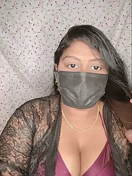 Snapshot of Romantic_Woman chatting on July 2026 05:56:02 PM Romantic Woman online show from July 2026 05:56:02 PM