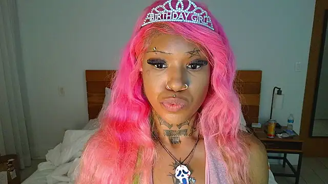 Snapshot of spookiebaddie chatting on May 2026 03:44:01 AM spookiebaddie online show from May 2026 03:44:01 AM
