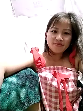 Snapshot of Yo-must chatting on May 2026 09:08:02 PM Yo-must online show from May 2026 09:08:02 PM