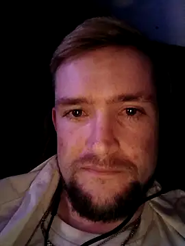 Snapshot of DaFuukMan chatting on April 2026 10:02:01 AM DaFuukMan online show from April 2026 10:02:01 AM