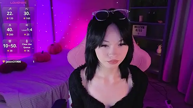 Snapshot of LilySparkls chatting on April 2026 03:29:01 PM LilySparkls online show from April 2026 03:29:01 PM