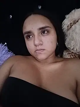 Valentina Narvaez online show from June 2026 08:00:01 PM