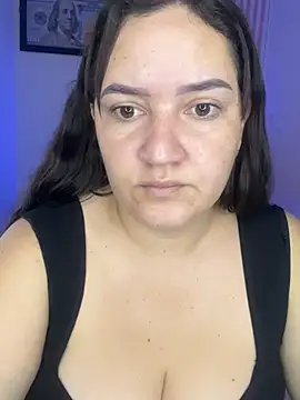 Fresita-12 online show from April 2026 05:46:01 PM