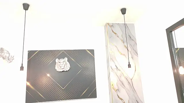 Snapshot of GoldenDesireX_ chatting on May 2026 06:48:02 PM GoldenDesireX online show from May 2026 06:48:02 PM