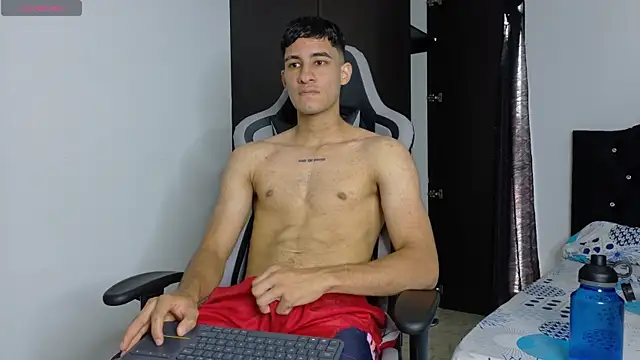 Snapshot of JakeMonroe chatting on April 2026 03:17:02 PM JakeMonroe online show from April 2026 03:17:02 PM