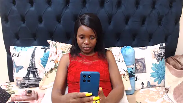 ChocolateClitt online show from June 2026 05:48:01 PM